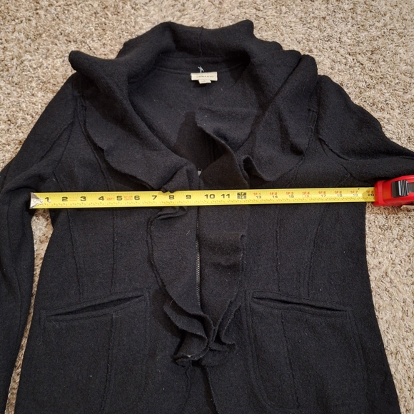 Venario Wool Ruffle Jacket - Picture 3 of 8